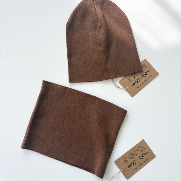 The simple folk knit beanie & scarf set - Picture 5 of 6